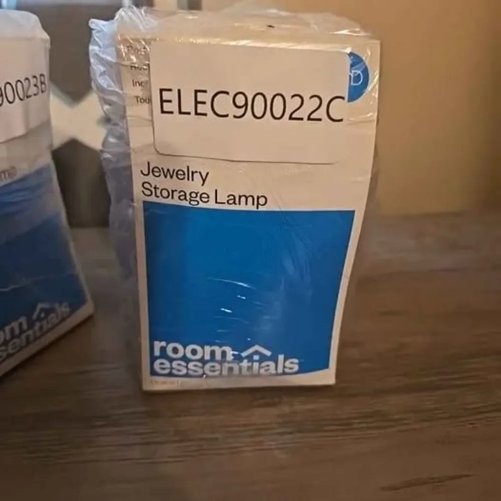 Room Essentials Jewelry Storage Lamp
